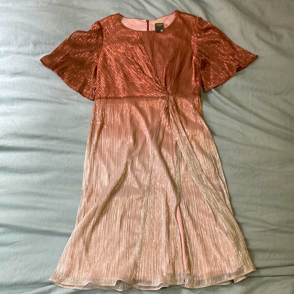 Shimmering ombré plisse midi dress